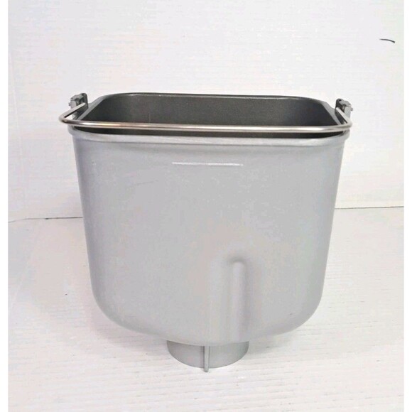 White Westinghouse Bread Maker Pan & Paddle Kneading Replacement Model WWTR444 - Picture 3 of 6